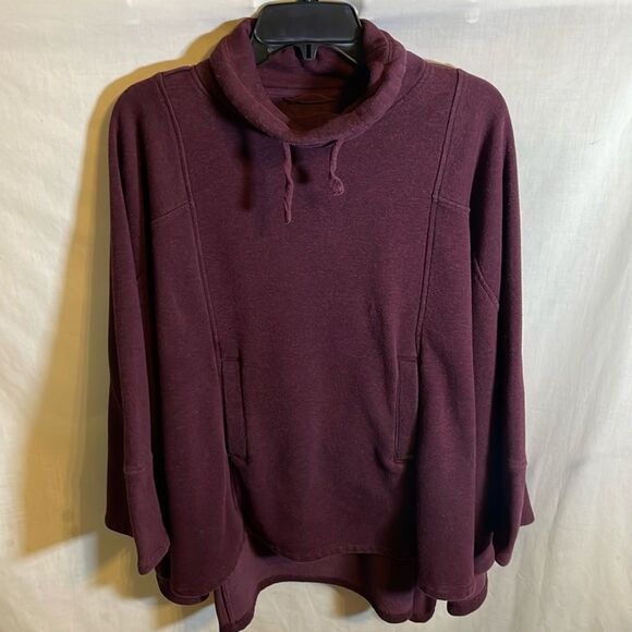 Ugg Women’s Dolman Sleeve Poncho Size XS / S Purple Front Pockets Comfort Cozy - Picture 1 of 12